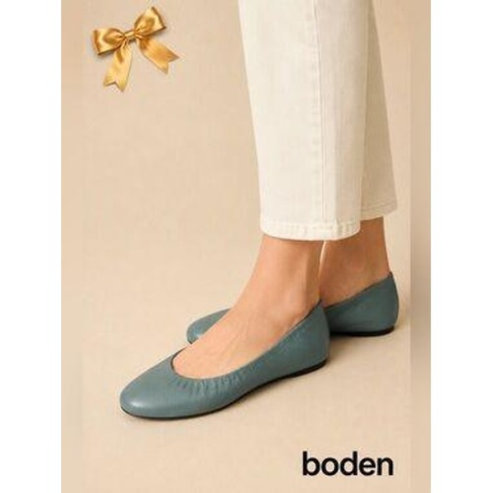 Boden Leather Ballet Flats Blue 41 EU 10 US Round Toe Classic Slip On Shoes